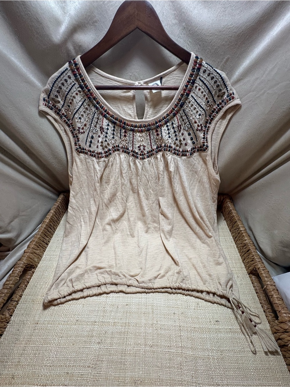 Akemi + Kin Anthropologie Embroidered Beaded Tassel Cotton Boho Top Large
